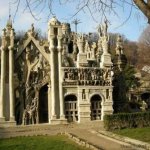 «Идеальный Дворец Фердинанда Шеваля» (Ferdinand Cheval Palace), Франция.